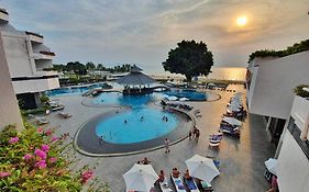 Ambassador City Jomtien Ocean Wing 4 *